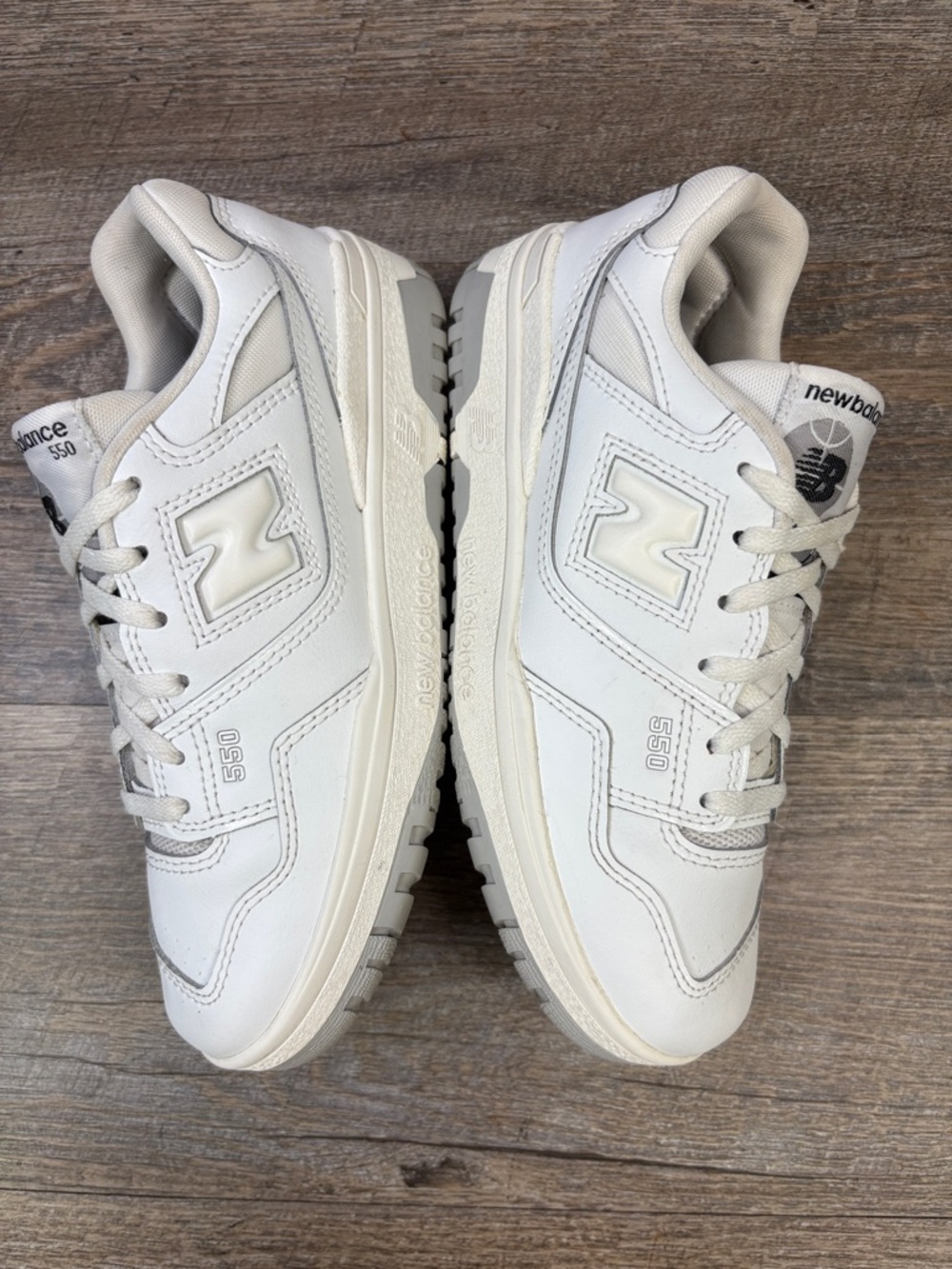 New Balance 550 White Leather Sneakers | Classic Retro |Youth Size 3 (Women’s 5) - Picture 5 of 8
